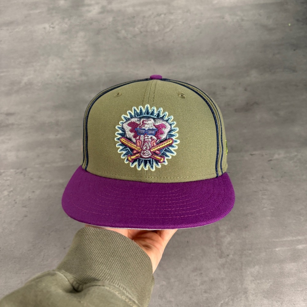 New Era Oakland Athletics Hat 7 1/4 Olive Green Purple 420 Pack Pinstripe A's‎ - Picture 2 of 8